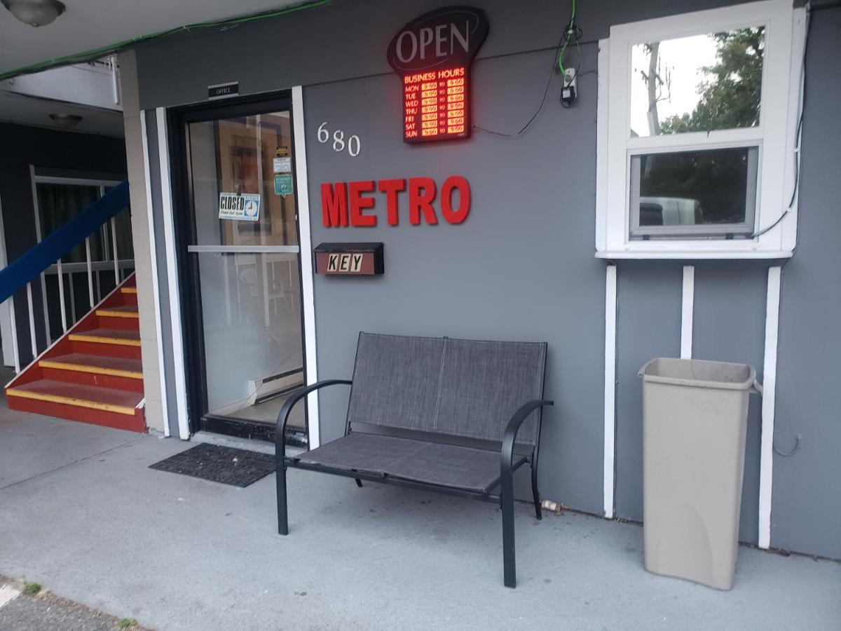Metro Inn Victoria Ngoại thất bức ảnh